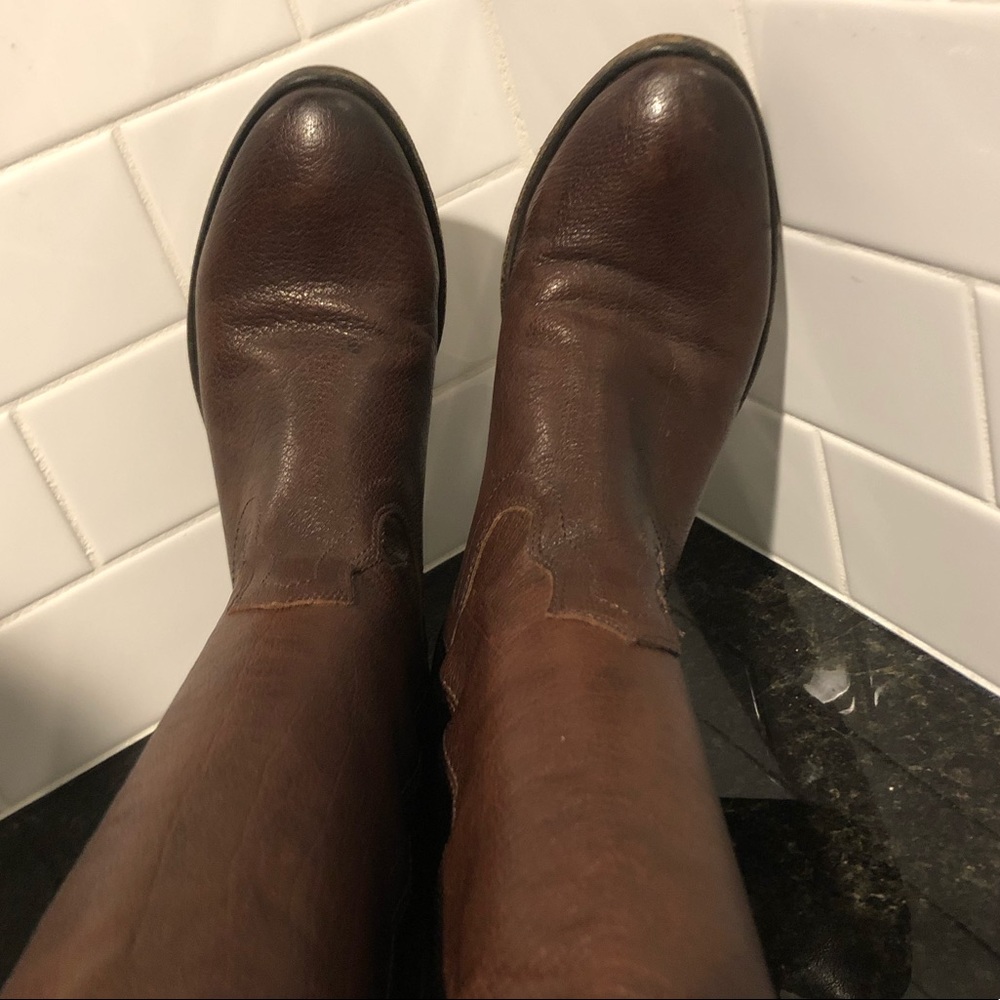 Frye Carson pull on boot - Picture 6 of 13